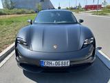 Porsche Taycan 4S Perf. Batterie Plus / Sport Chrono Pak - Porsche Taycan aus 2020