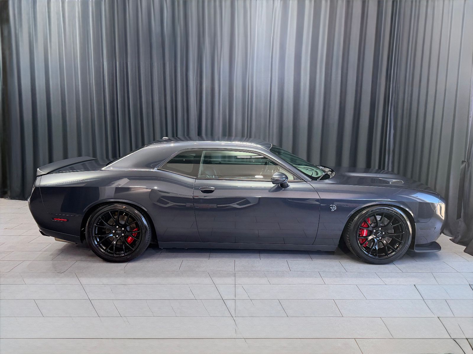 Fahrzeugabbildung Dodge Challenger SRT Hellcat |H/K|KW|GME