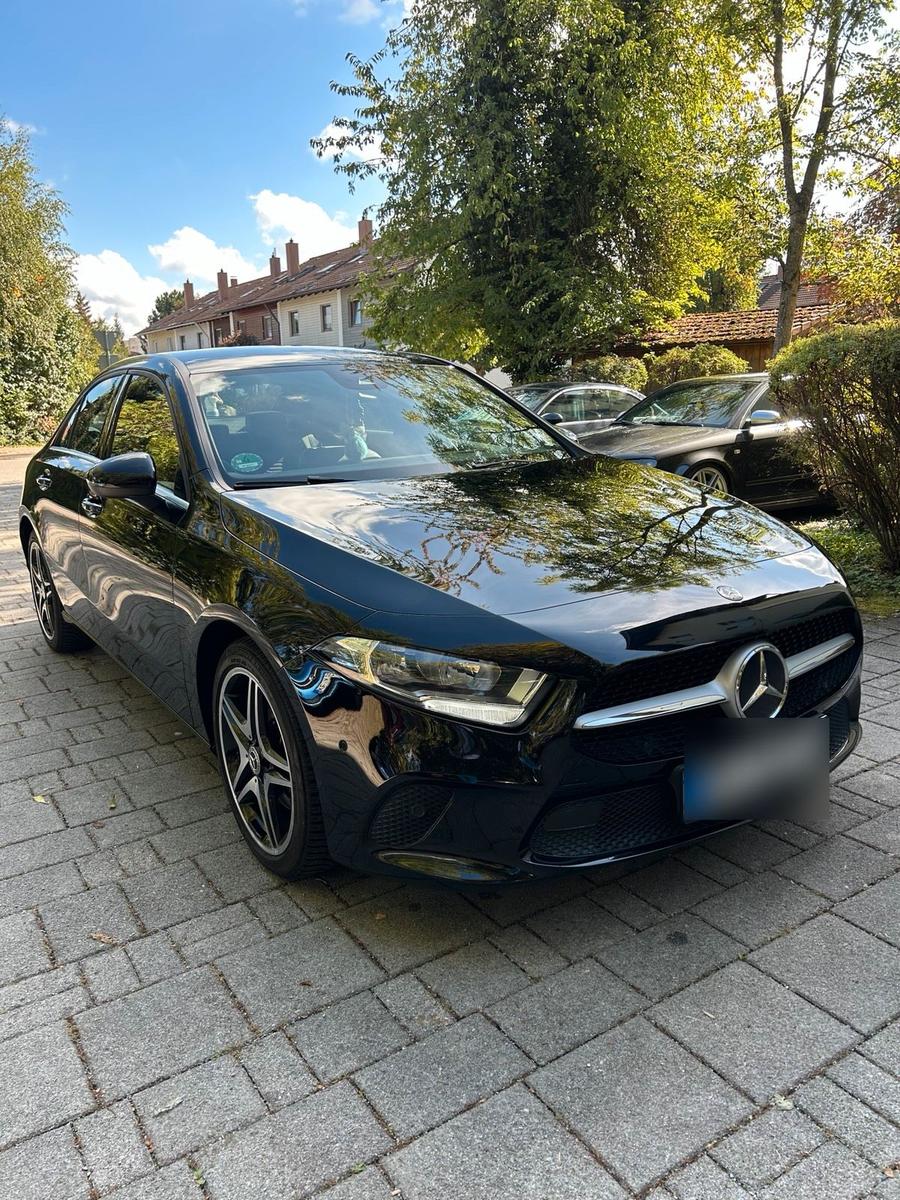 Mercedes-Benz A 200