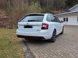 Skoda Octavia 2.0 TSI DSG RS 245 Combi RS - Skoda Octavia: Privatanbieter
