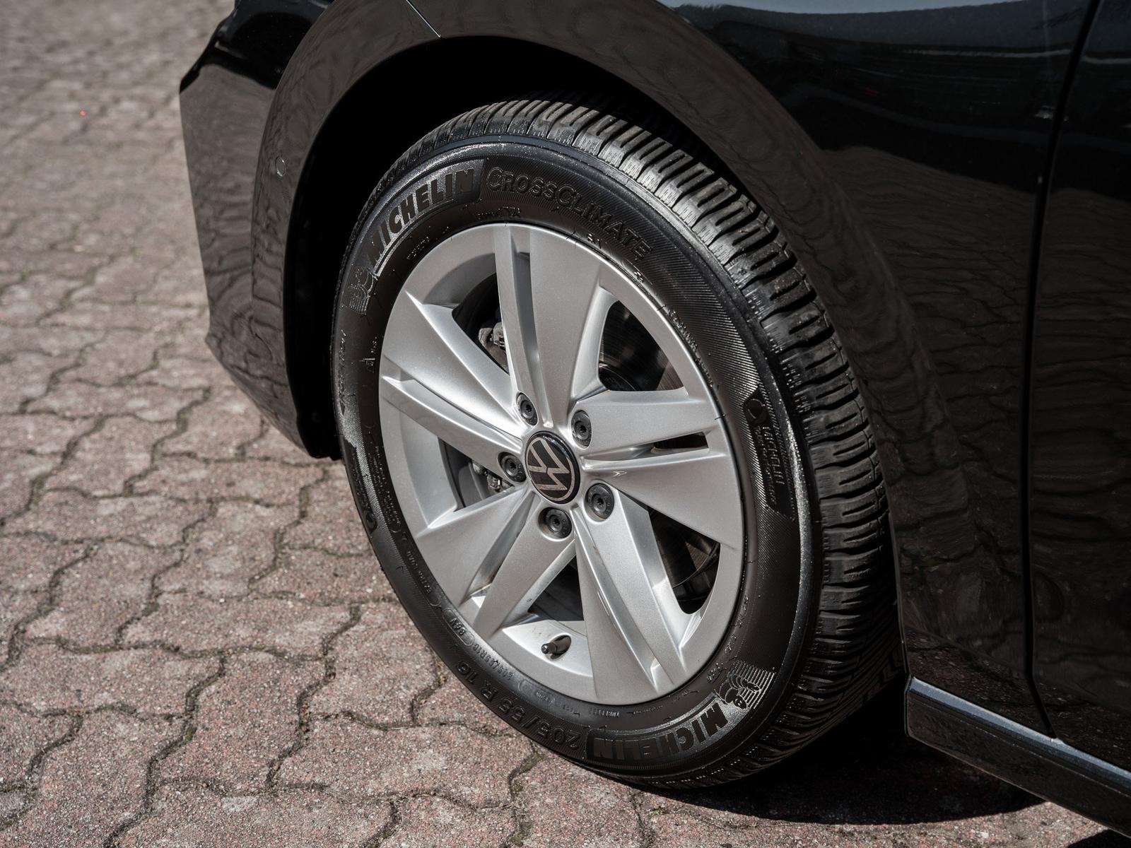 Volkswagen Golf Life 1.5 l TSI OPF 6-Gang Kam., миниатюра 6