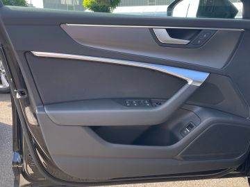 Audi A6 - 12