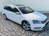 Volkswagen Passat Variant 2.0 TDI R-Line +AHK+STHZG+L+N+X+ - Volkswagen Passat: R Line