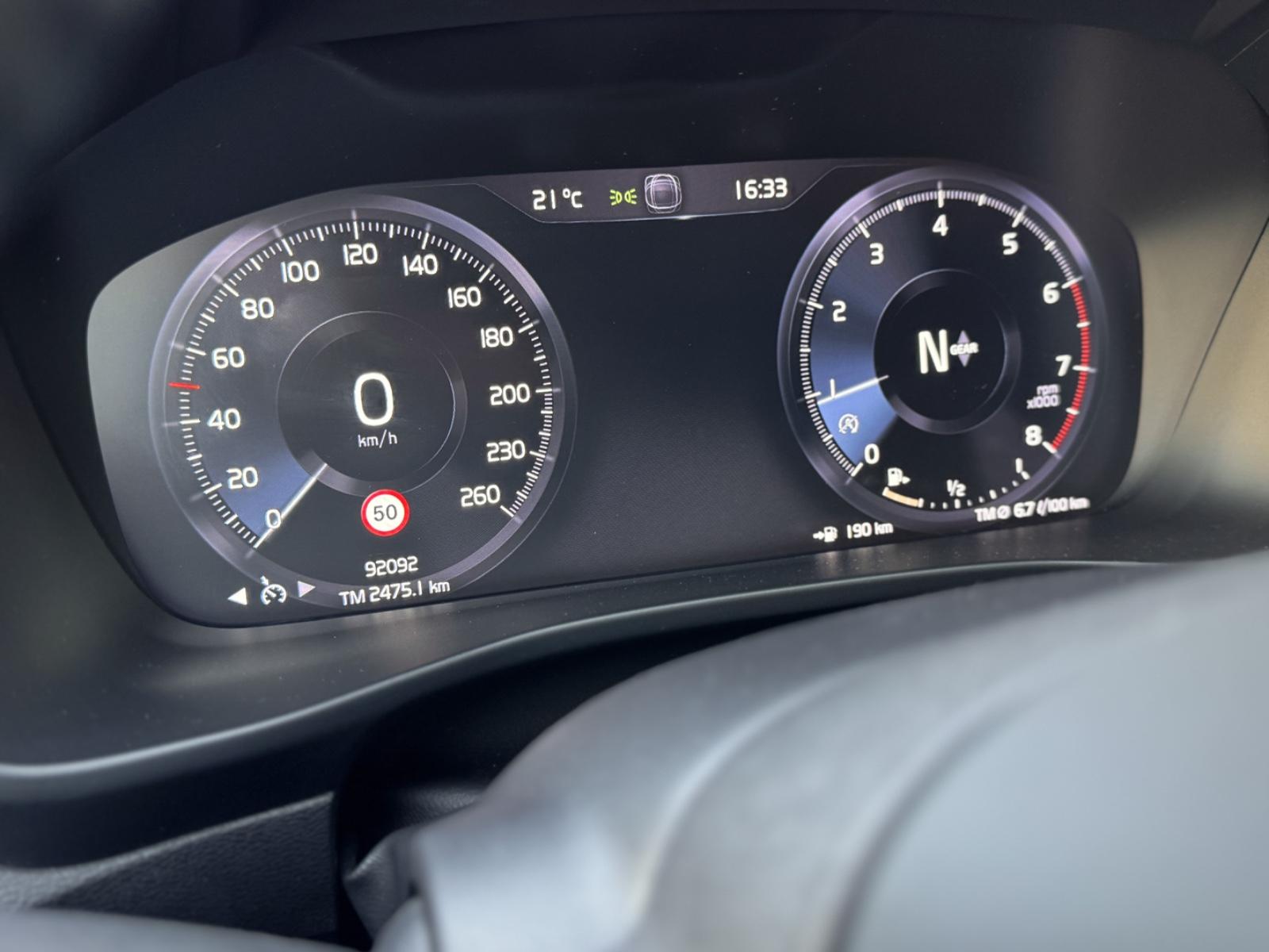 Volvo XC40 1.5 T2 Momentum Core*NAVI|LED|CAM|SHZ|1.HD*