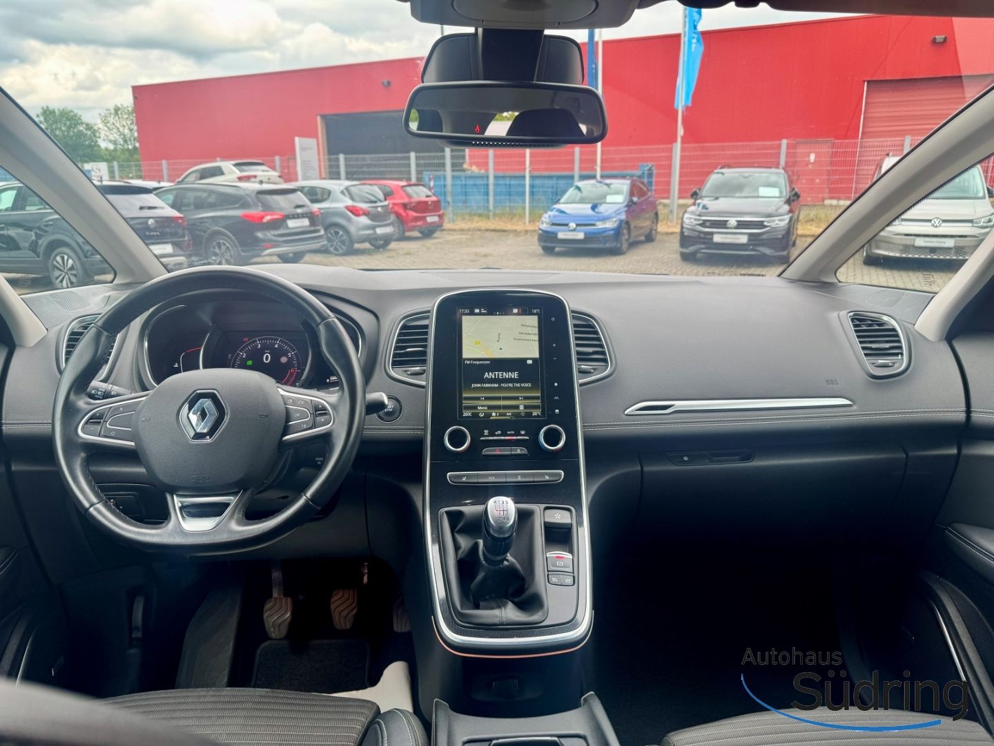 Scenic 1,3 TCe Energy Grand BOSE Edition Navi