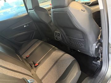 Peugeot 3008 - 8
