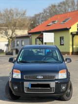 Ford Fusion 1.4 Benzin 2012 8-fach bereift (VB) - Ford Fusion: 1.2