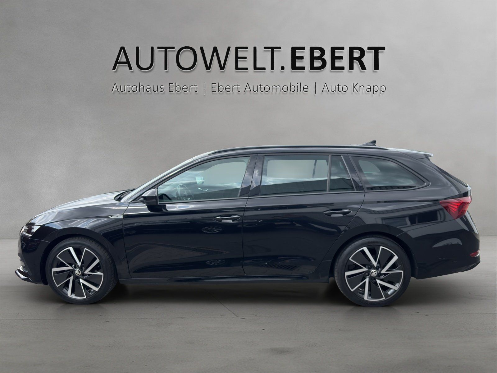 Fahrzeugabbildung SKODA Octavia Combi 2.0 TDI DSG Sportline/AHK/KAMERA/