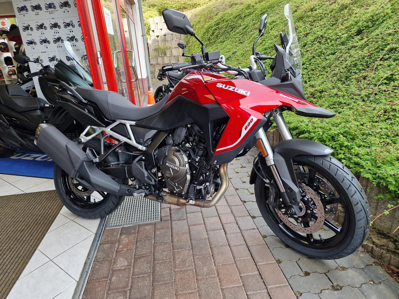 Suzuki V-Strom 800 Rot