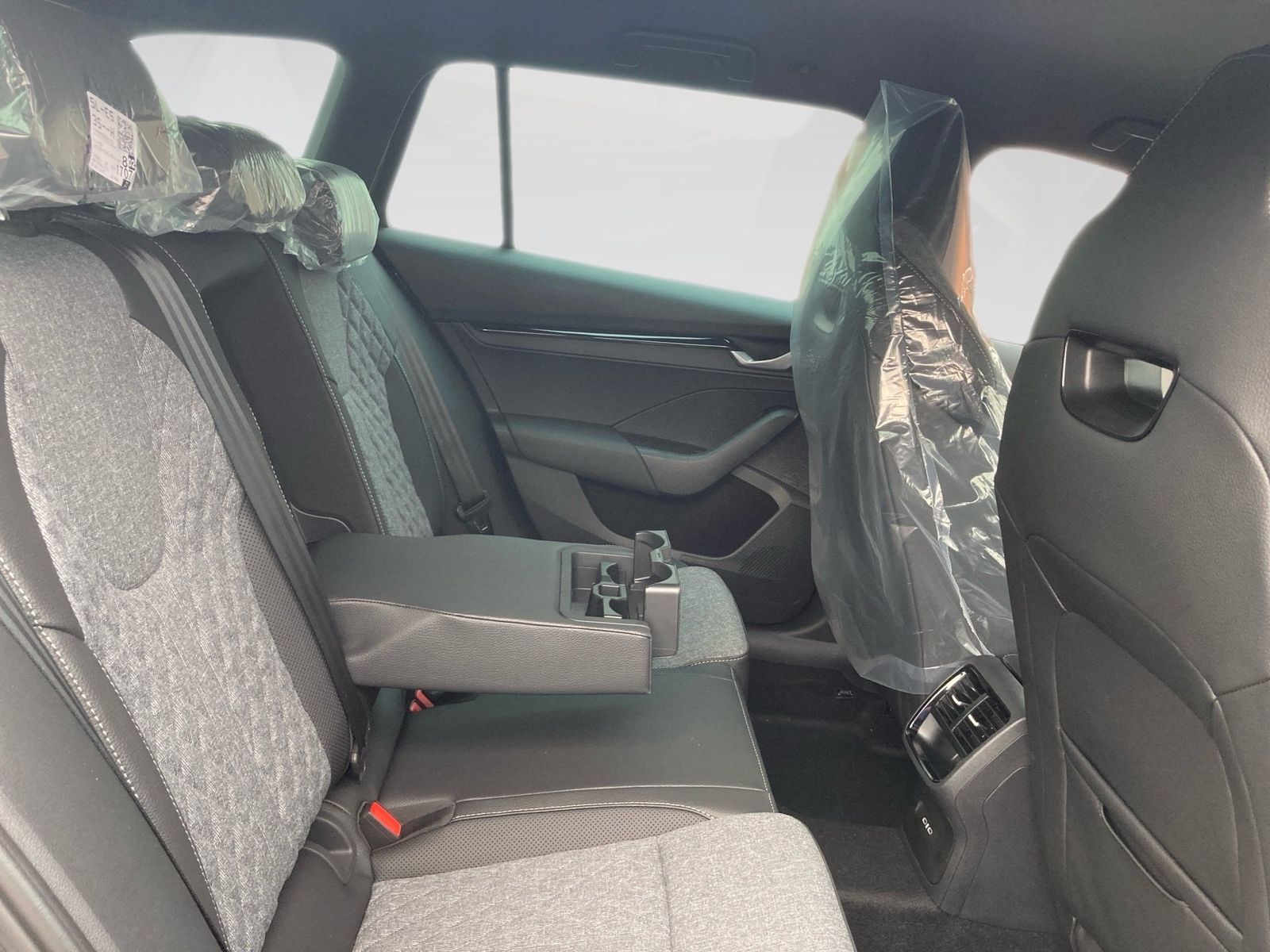 Skoda Octavia - Bild 10