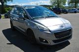 Peugeot 5008 Allure,Navi,Sitzheizung ,8-Fach Bereift - Peugeot 5008 aus 2013