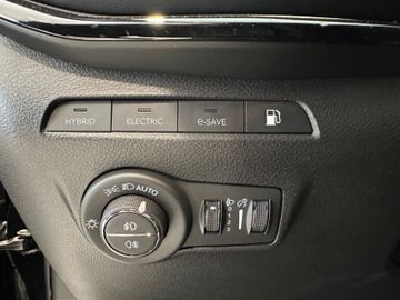 Bild 12 Jeep Compass Summit Plug-In Hybrid 4xe