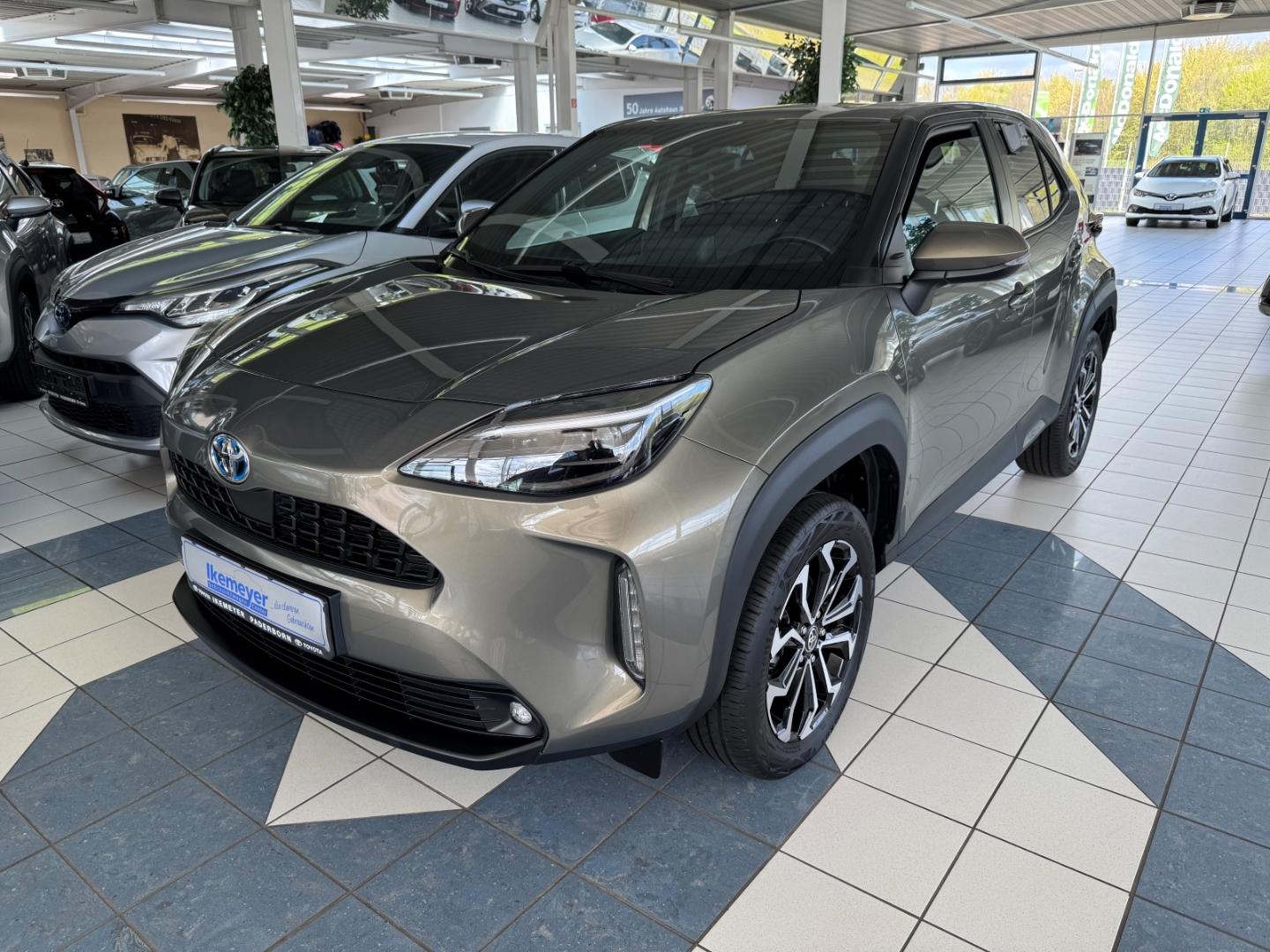 Toyota Yaris Cross Hybrid Team D AHK Winter-Paket Sitzh