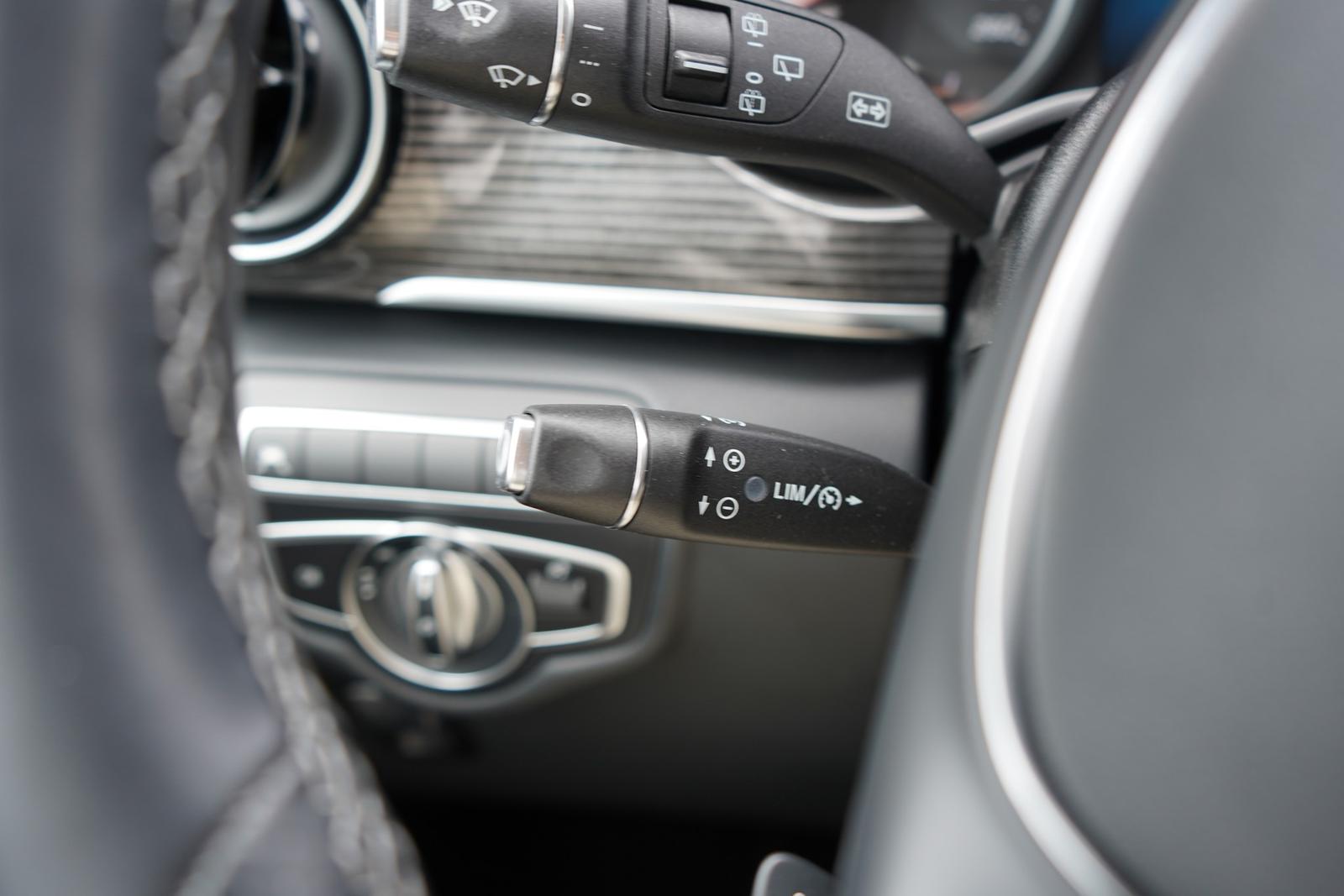Mercedes-Benz V250d AMG Line lang Standheizung Burmester LED