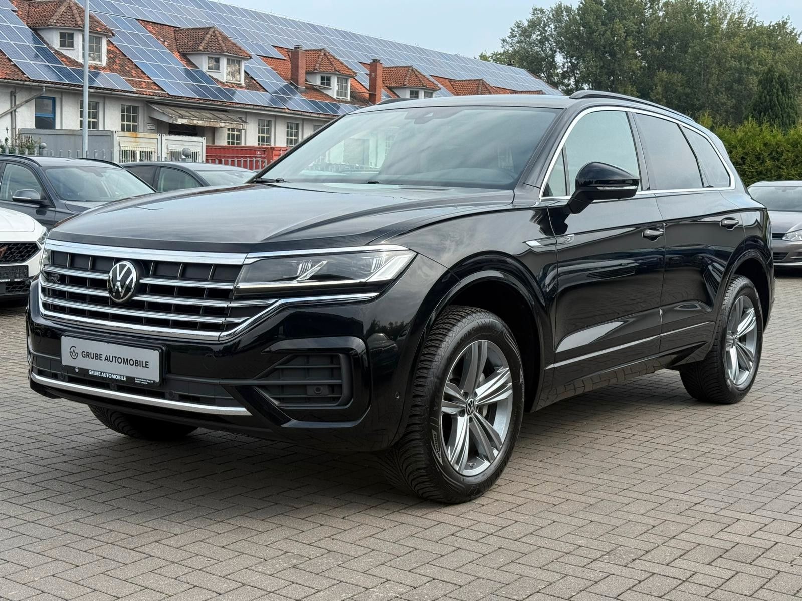 Volkswagen Touareg R-Line 4Motion DSG LED NAV SHZ ACC 360°