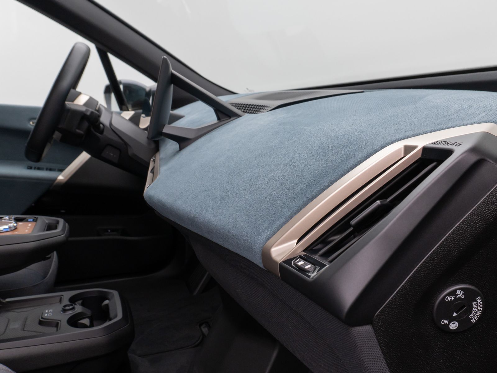 Fahrzeugabbildung BMW iX xD50 Panorama 360°Laser DAB H/K AHK Sport 22"