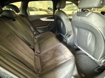 Audi A4 - 12