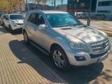 Mercedes-Benz ML 320 CDI 4MATIC - - Mercedes-Benz ML-Class aus 2009