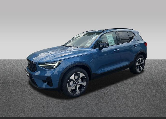 Volvo XC40 B3 Plus Dark Mild Hybrid Benzin