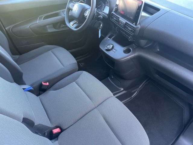 Fahrzeugabbildung Citroën Berlingo 1.2 PureTech 130 Club M L1Autom. Einpar