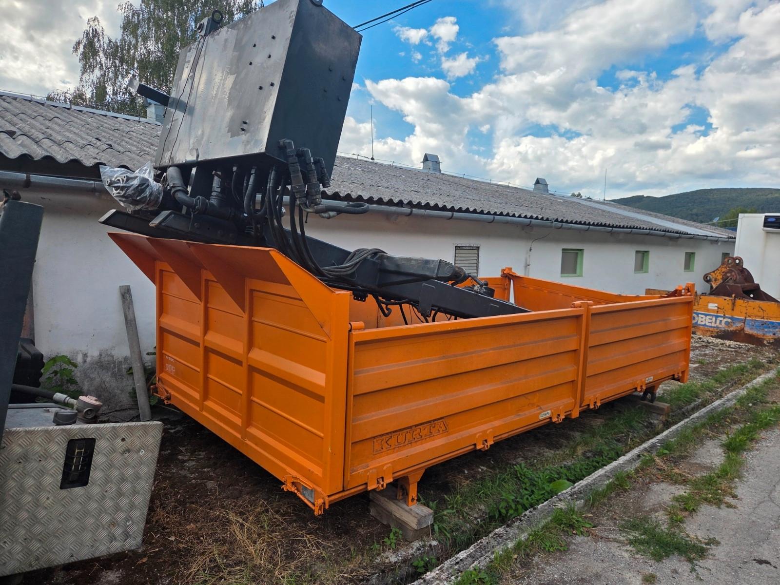 Mercedes-Benz TIPPER CARRIER BODY 3way (for 3axis) damaged