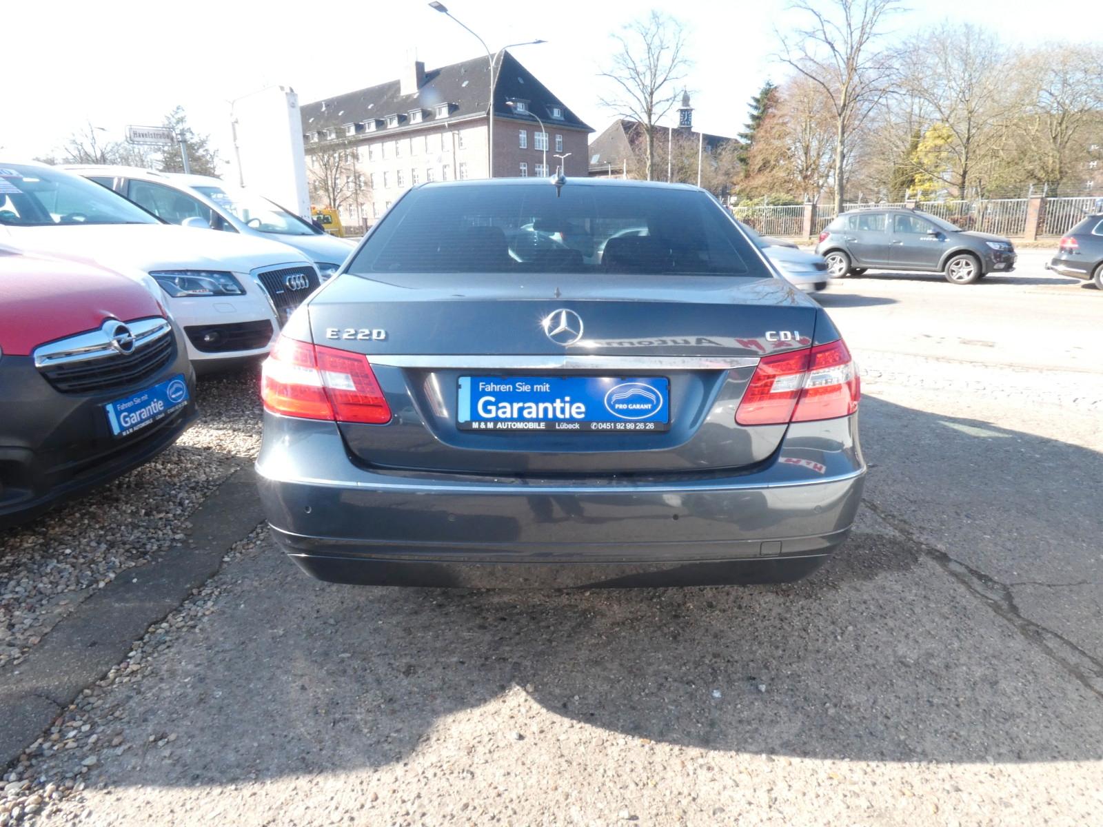 Mercedes-Benz E 220 E Limousine E 220 CDI BlueEfficiency