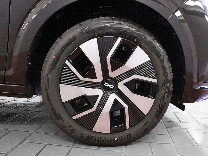 Fahrzeugabbildung Dacia Sandero TCe 90 auto Expression*15204*