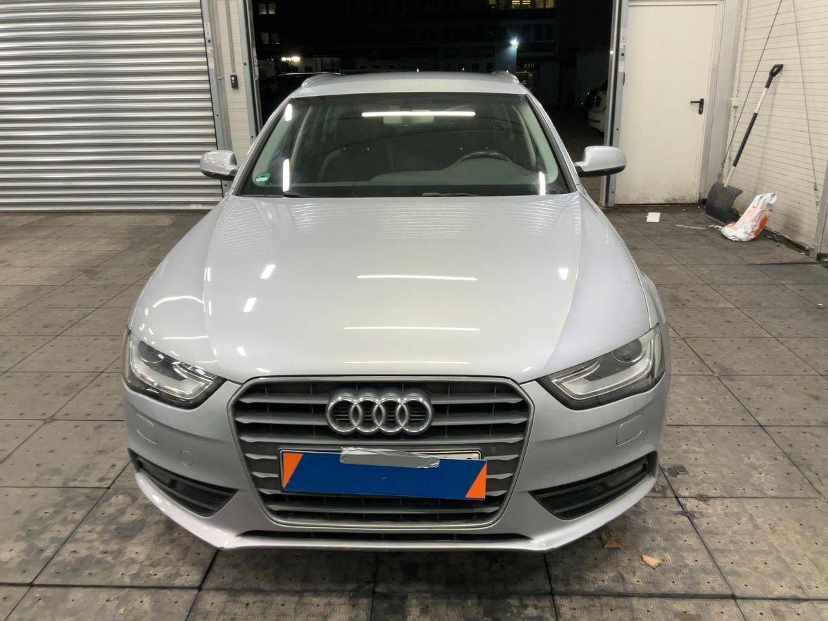 Audi A4 Avant Attraction*Xenon*Navi*AHK