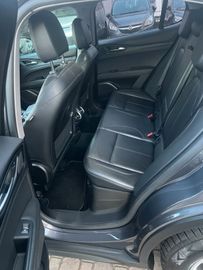 Alfa-Romeo Stelvio - 6