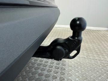 Fahrzeugbestand 32 Seat Ateca FR 2.0 DSG Black Ed. AHKPano360Grad