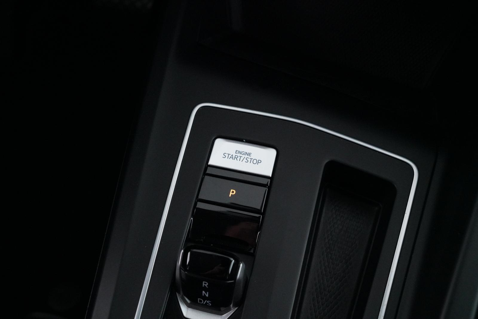 Volkswagen GOLF LIFE 1.5eTSI DSG RÜCKFAHRKAMERA+HEAD-UP uvm