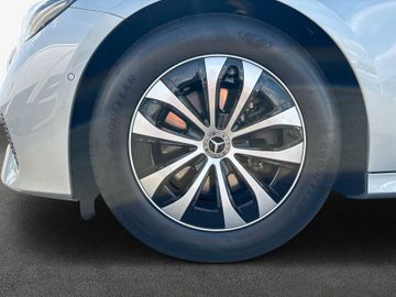 Mercedes E 200 - 7