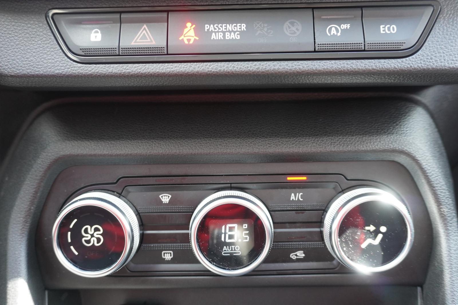 Dacia Sandero III TCe 90 CVT Comfort LED Navi Kamera, миниатюра 14