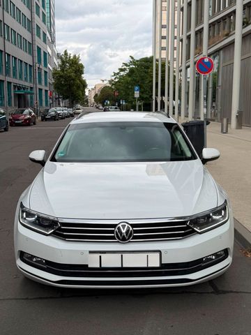 VW VW Passat Variant 2.0 TDI 150 PS ACC Navi ...