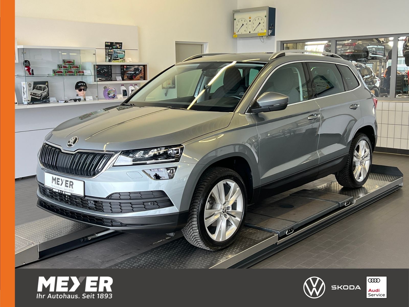 Fahrzeugabbildung SKODA Karoq Style 1.5 TSI DSG *AHK, LED, SmartLink, Ka