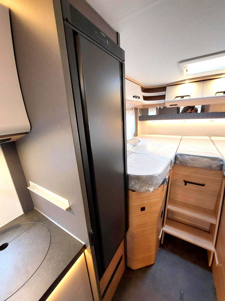 Fahrzeugabbildung Malibu I 430 KB LE comfort FIAT AUTOMATIK TV MARKISE