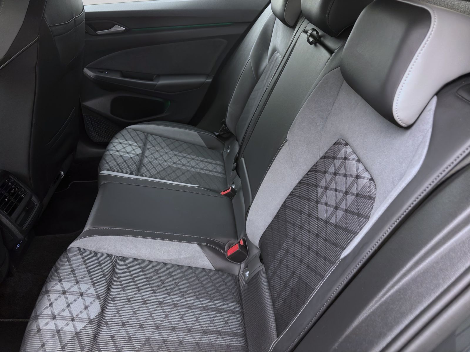 Volkswagen Golf - Bild 15