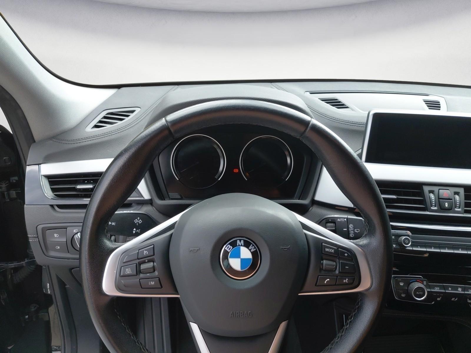 BMW X2 sDrive18i Advantage Klimaaut. PDC MF Lenkrad, миниатюра 11
