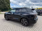 Volkswagen Tiguan 2.0 TDI R-Line BlackStyle Matrix*Pano*AHK - Gebrauchtwagen in Hamburg