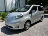 Nissan e-NV200 5-Sitzer + Rollstuhl, Rampe - Nissan e-NV200 in Essen