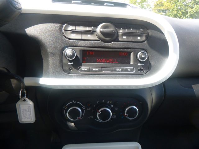 Fahrzeugabbildung Renault Twingo 1,0 SCe 70 >49.943KM/Sitzheizung<