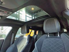 Fahrzeugabbildung Peugeot 508 SW Hybrid4 360 PSE Holiday-Paket, ACC