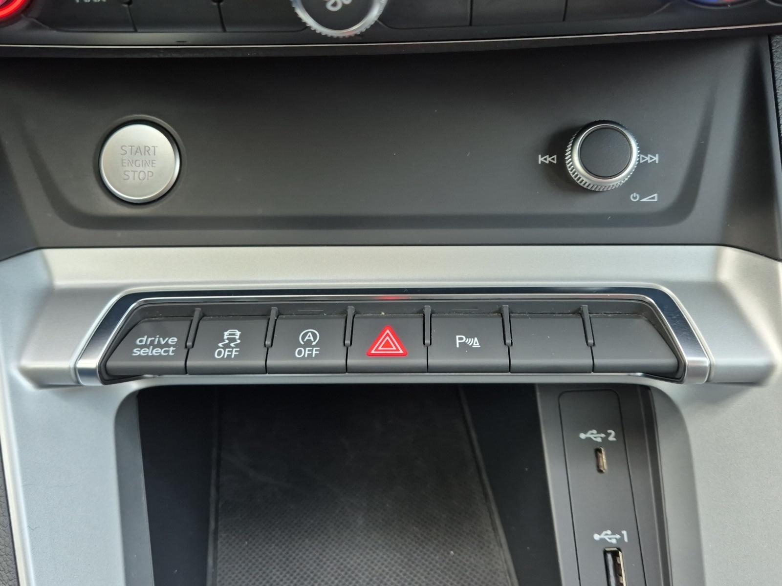 Audi Q3 40 TFSI quattro S-tronic Matrix Navi STHZ ACC, миниатюра 25