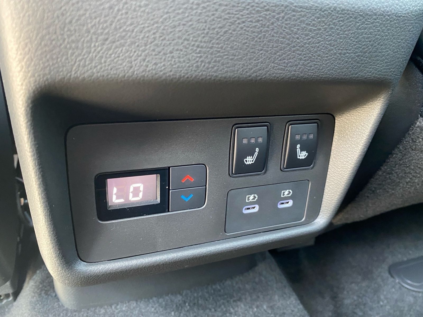 Fahrzeugabbildung Nissan X-Trail Mild-Hybrid Tekna *Bose*Pano*20Z*HUD*LED