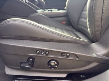 Alfa Romeo Giulia Quadrifoglio 2.9 V6 520PS AT8 TECHNOLOGIE