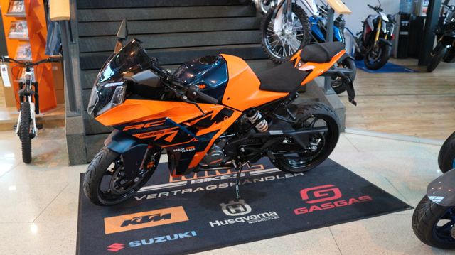 KTM RC 125 2024 **sofort verfügbar** AKTIONSPREIS**