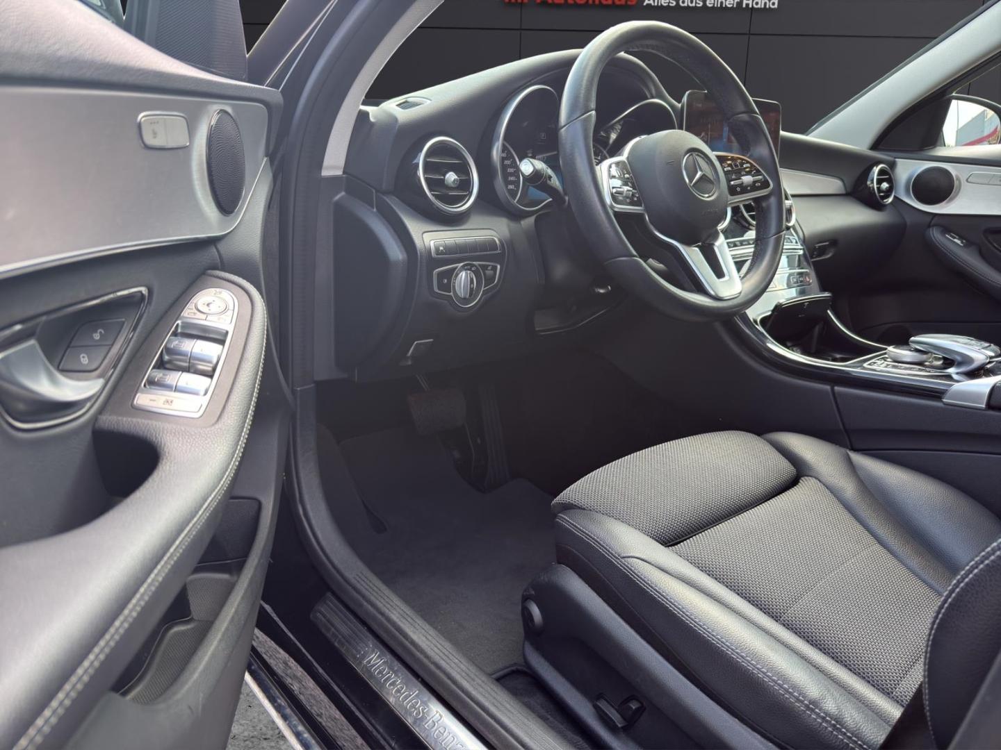 Mercedes-Benz C-Class T de Plug-in Hybrid Panodach Navi Kamera L, миниатюра 21