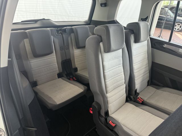 Volkswagen Touran 2.0 TDI DSG LED NAVI ACC 7SITZE AHK