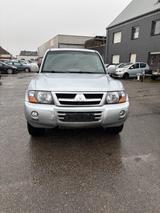 Mitsubishi Pajero 3,2 DI-D - gebrauchte Mitsubishi Pajero aus dem Jahr 2004