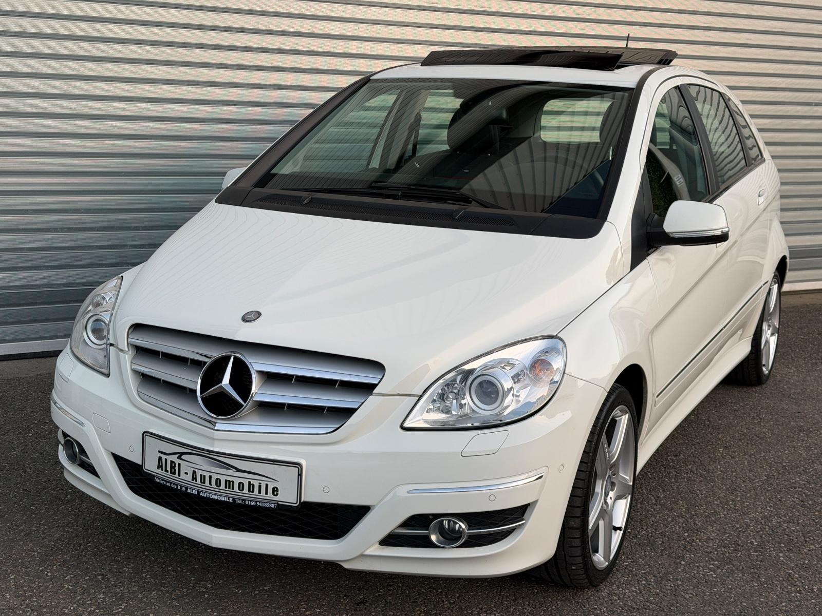 Mercedes-Benz B 200 Turbo Navi* HarmanKardon* Sitzheizung*